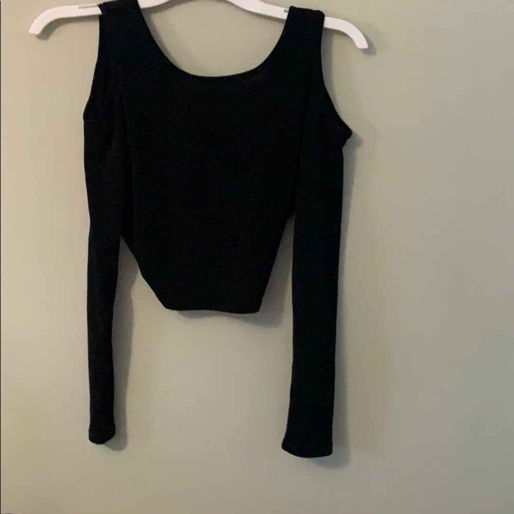 Primi long sleeve crop top w/ bow back